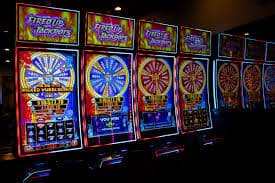 ur666 ဂိမ်းအမျိုးအစားများ — Slots Live Casino Sportsbook မြန်မာ